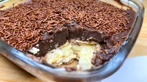 PAVÊ DE BOLACHA MAIZENA Simples Facil e Rapido