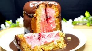 Panetone Recheado com Sorvete