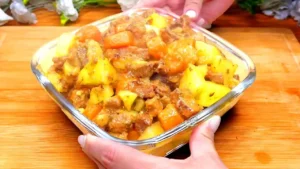 Picadinho com Batata e Cenoura